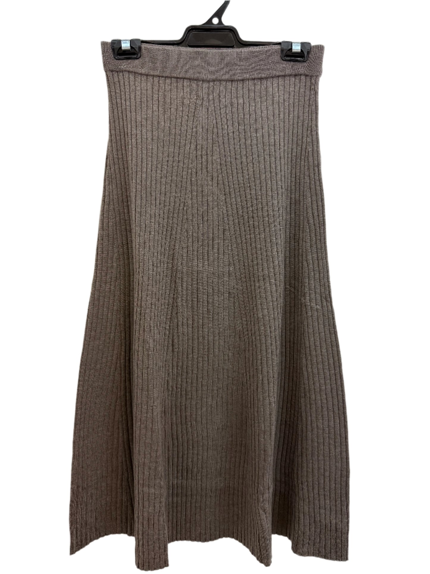 Skirt With Flared Hem (BL5608)