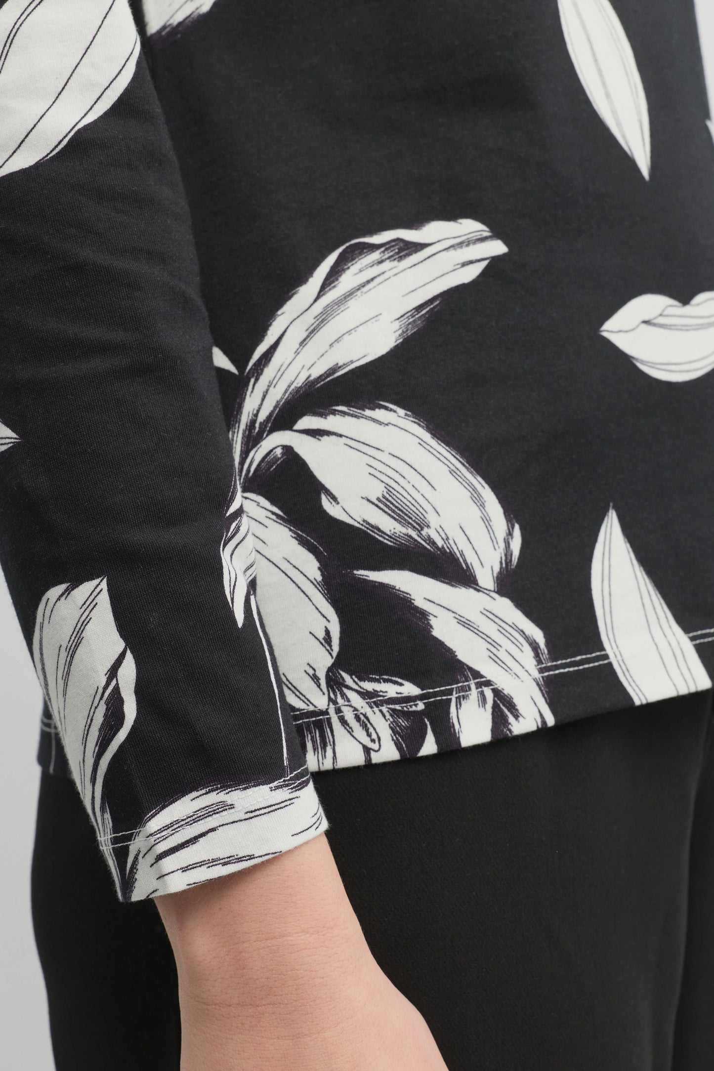 Origin Tee (YTWN3072)