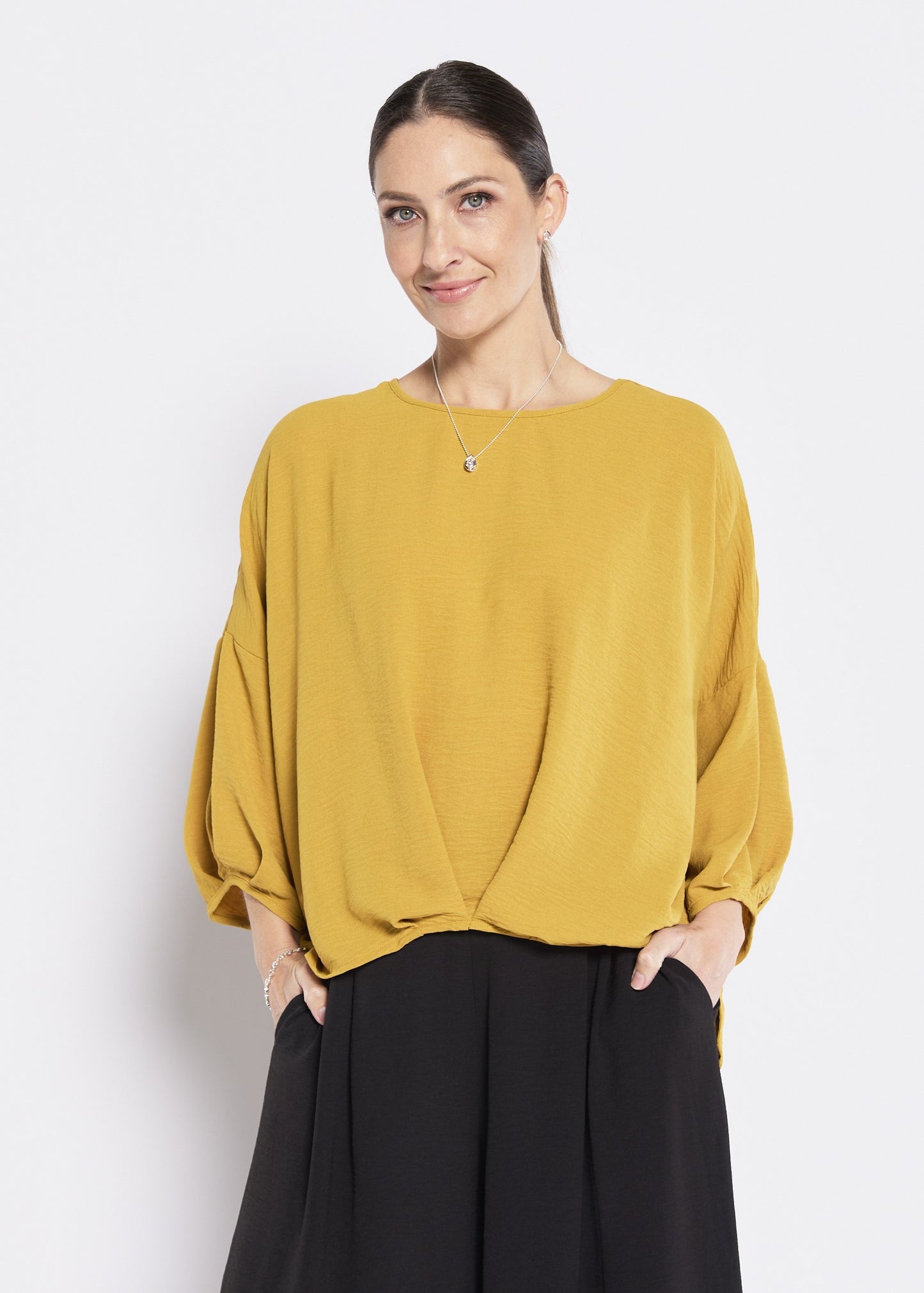 Resort Hammered Crepe Top (Origin.W26)