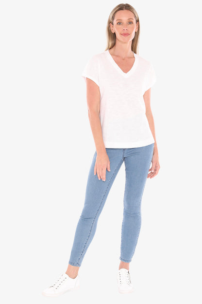 V- Neck Tee (59612016)