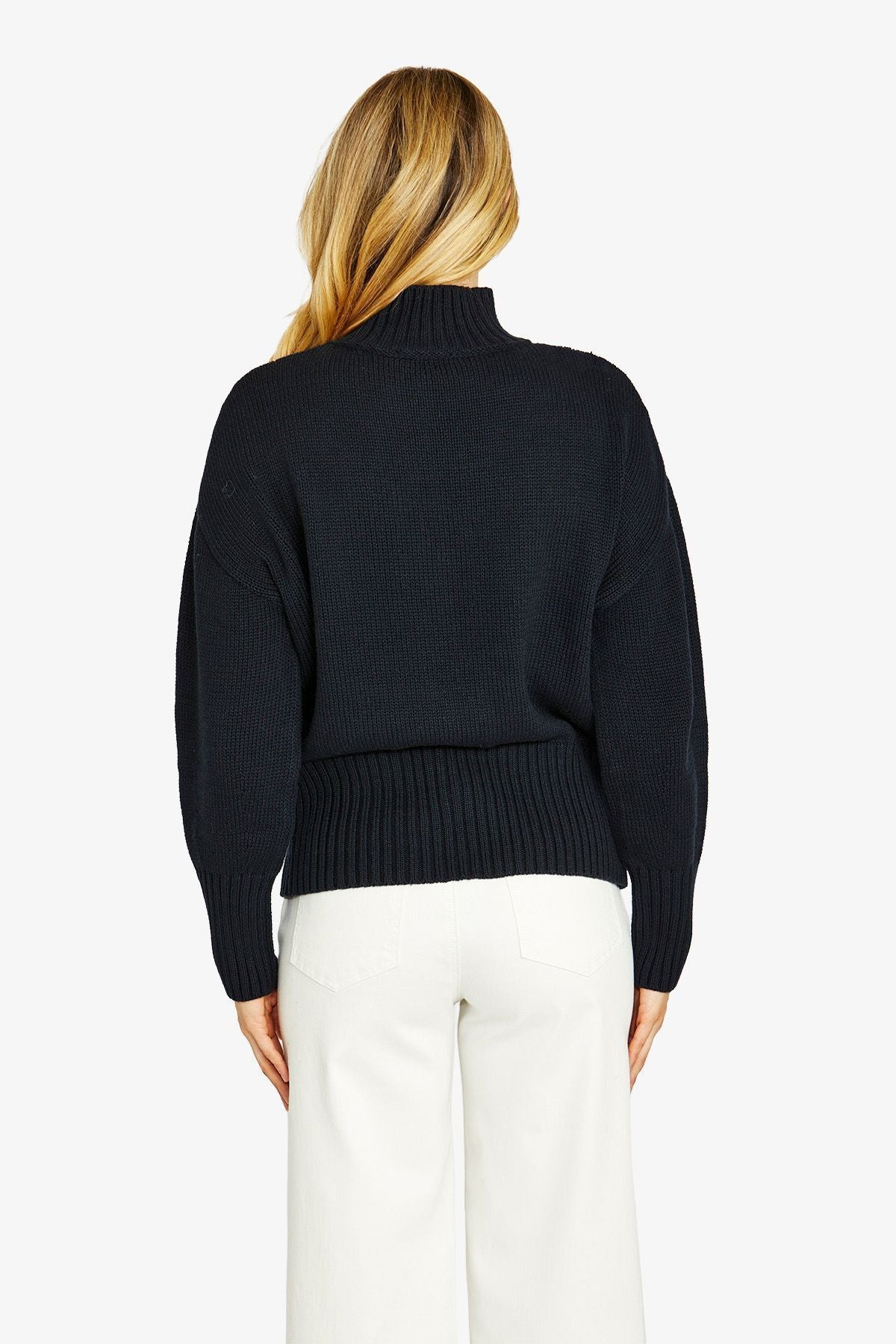 Heritage Pullover (P605033)