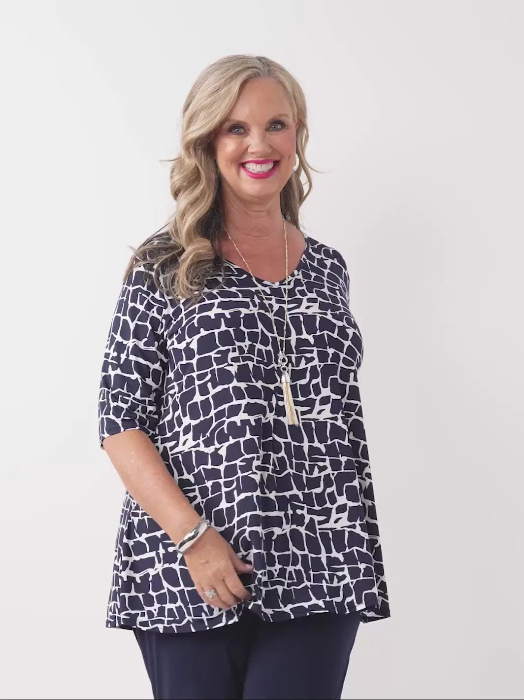 V-Neck Swing Printed Jersey Top (840040)