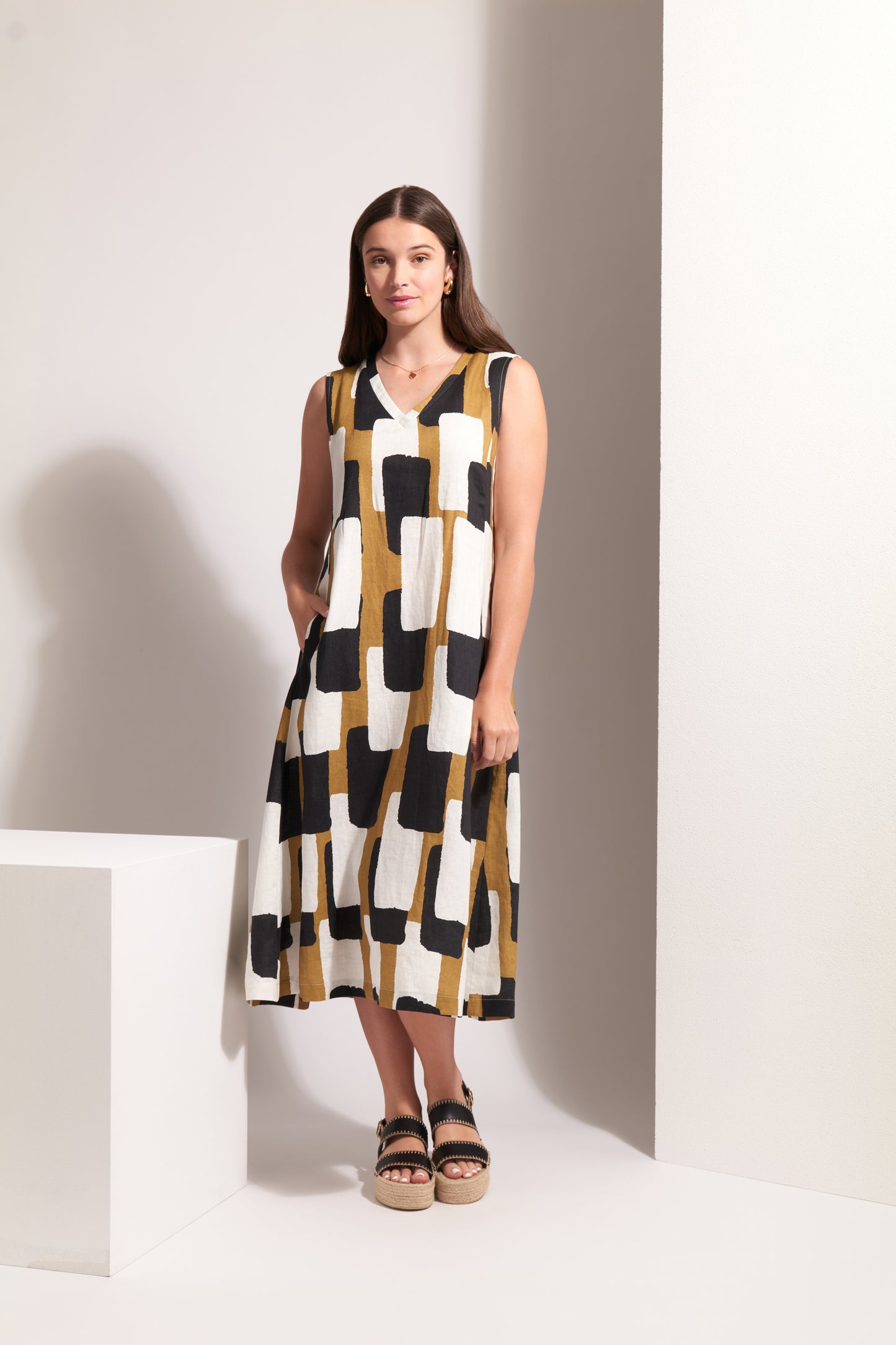 Generosity Dress (FO8229)