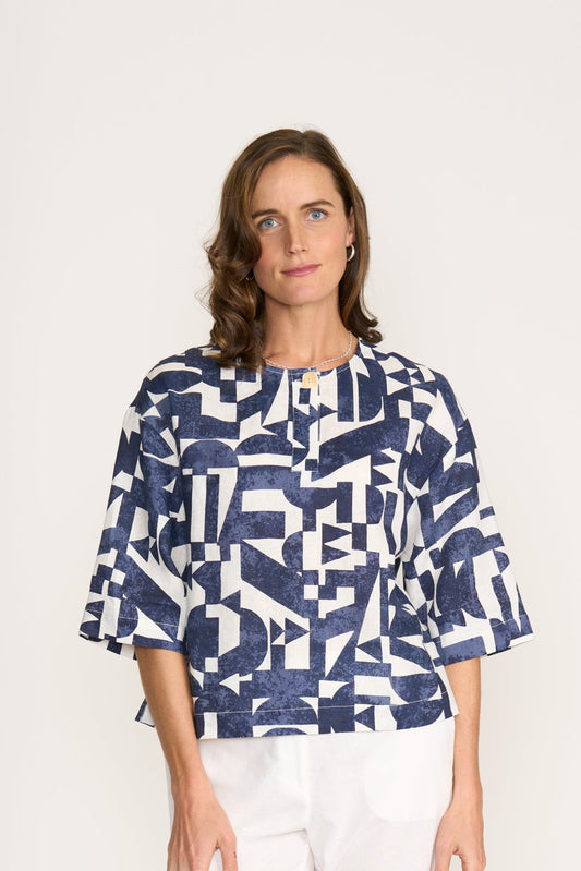 Looking Sharp Top (FO8232)