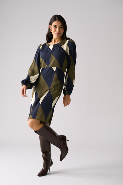 Mod Squad Shift Dress (FO8502)