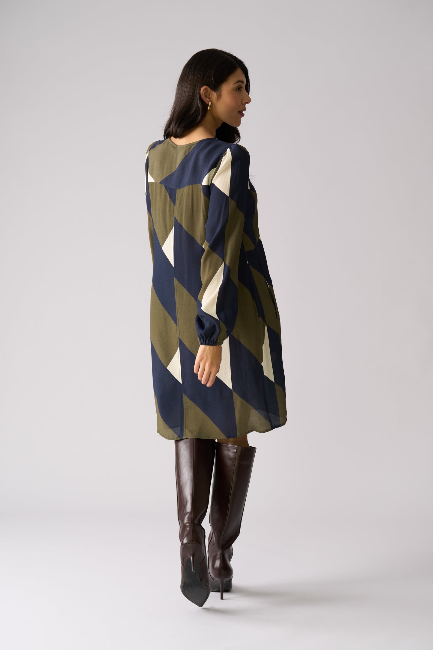 Mod Squad Shift Dress (FO8502)
