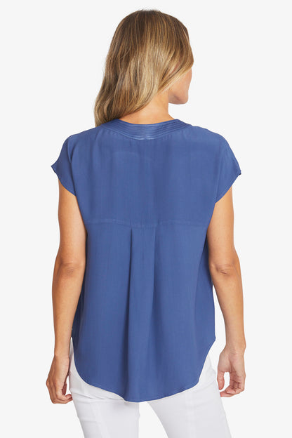 Kira Slinky V-Neck Top (P595357)