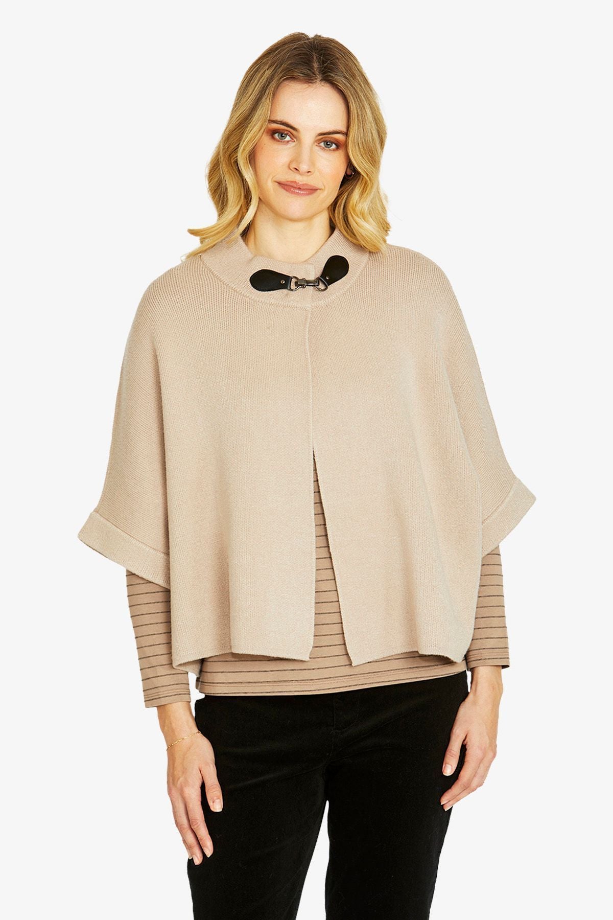 Carter Clasp Detail Cape (P605014)