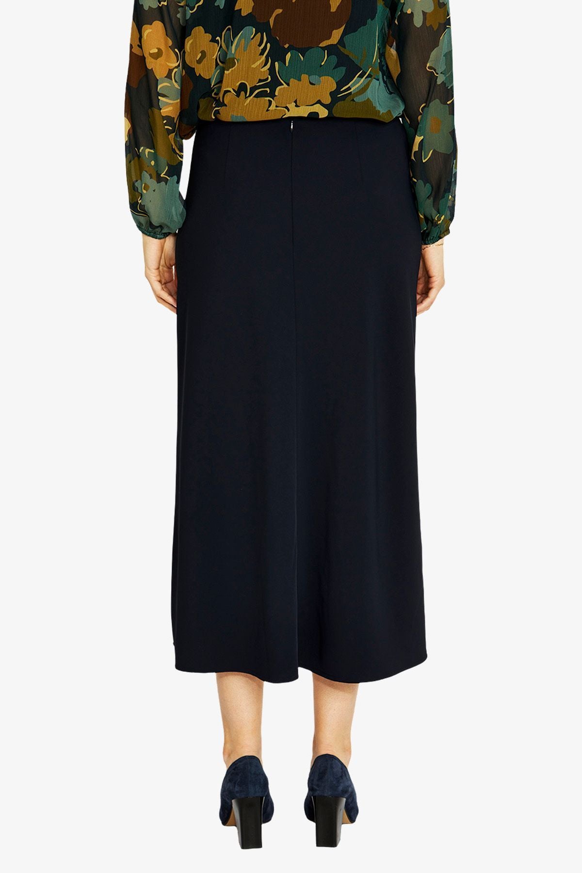 Chloe Crepe Skirt (P605612)