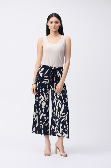 Silky Knit Scoop Neck Camisole (251970)