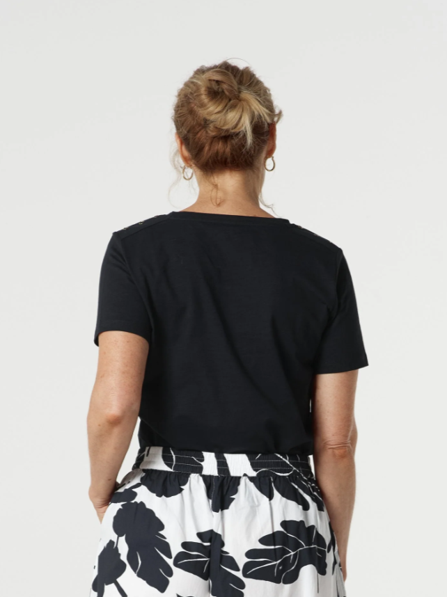 Heat Cotton V Neck Tee With Studs (3312)