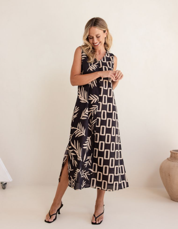 Spliced Maxi With Side Splits (SS528)