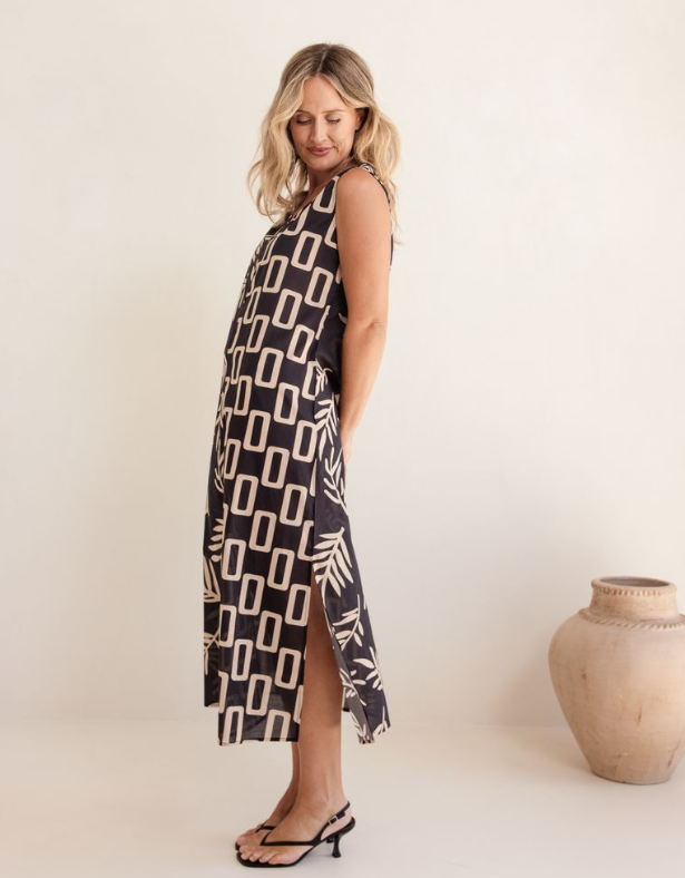 Spliced Maxi With Side Splits (SS528)