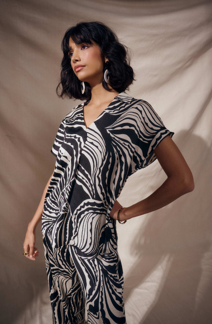 Bubble Satin Abstract Print Boxy Top (262255)