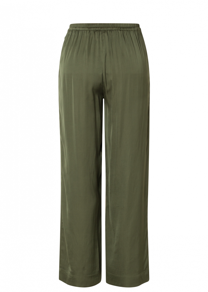 Christa Pant (0005799)