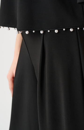 Jewel Embellished Boat Neck Pullover (263116)
