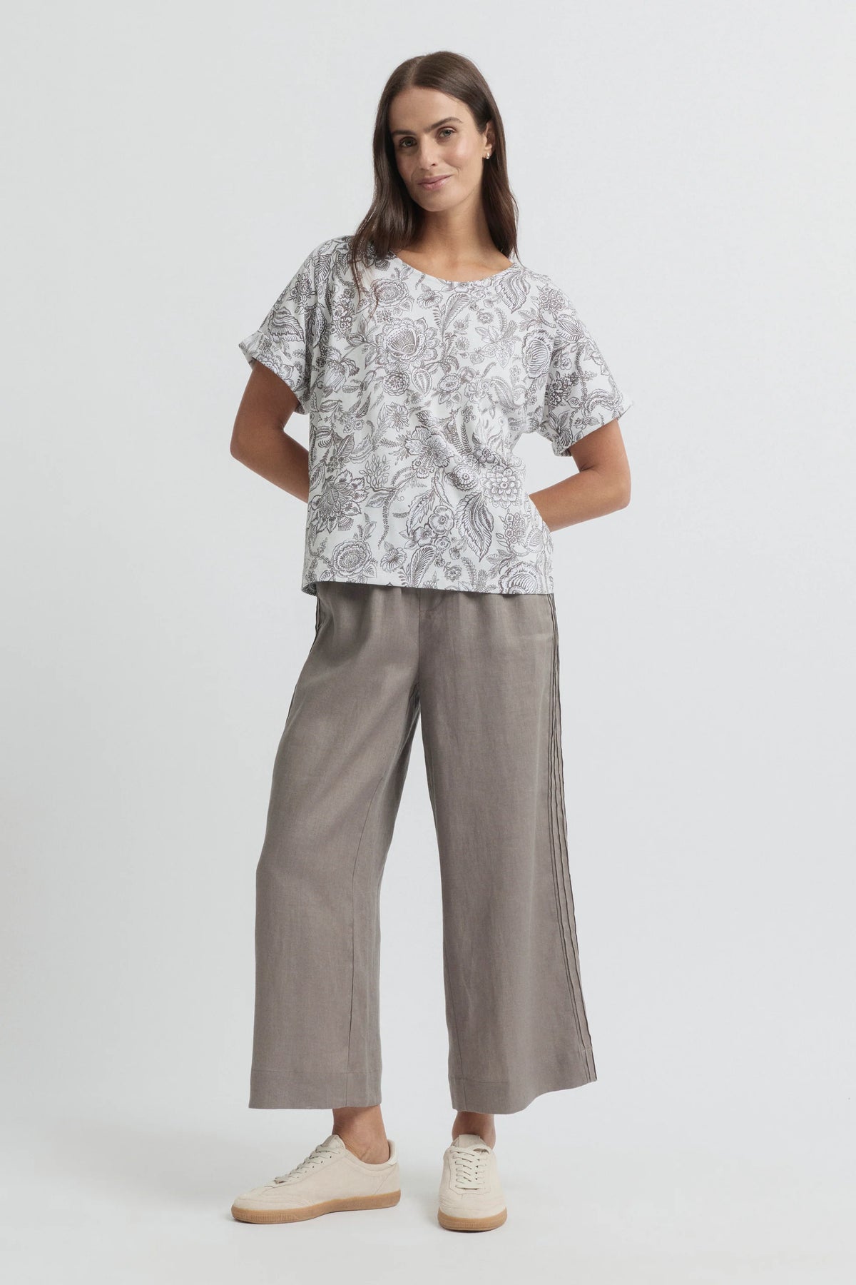 Delicacy Short Sleeve Tee (YTWN3090)