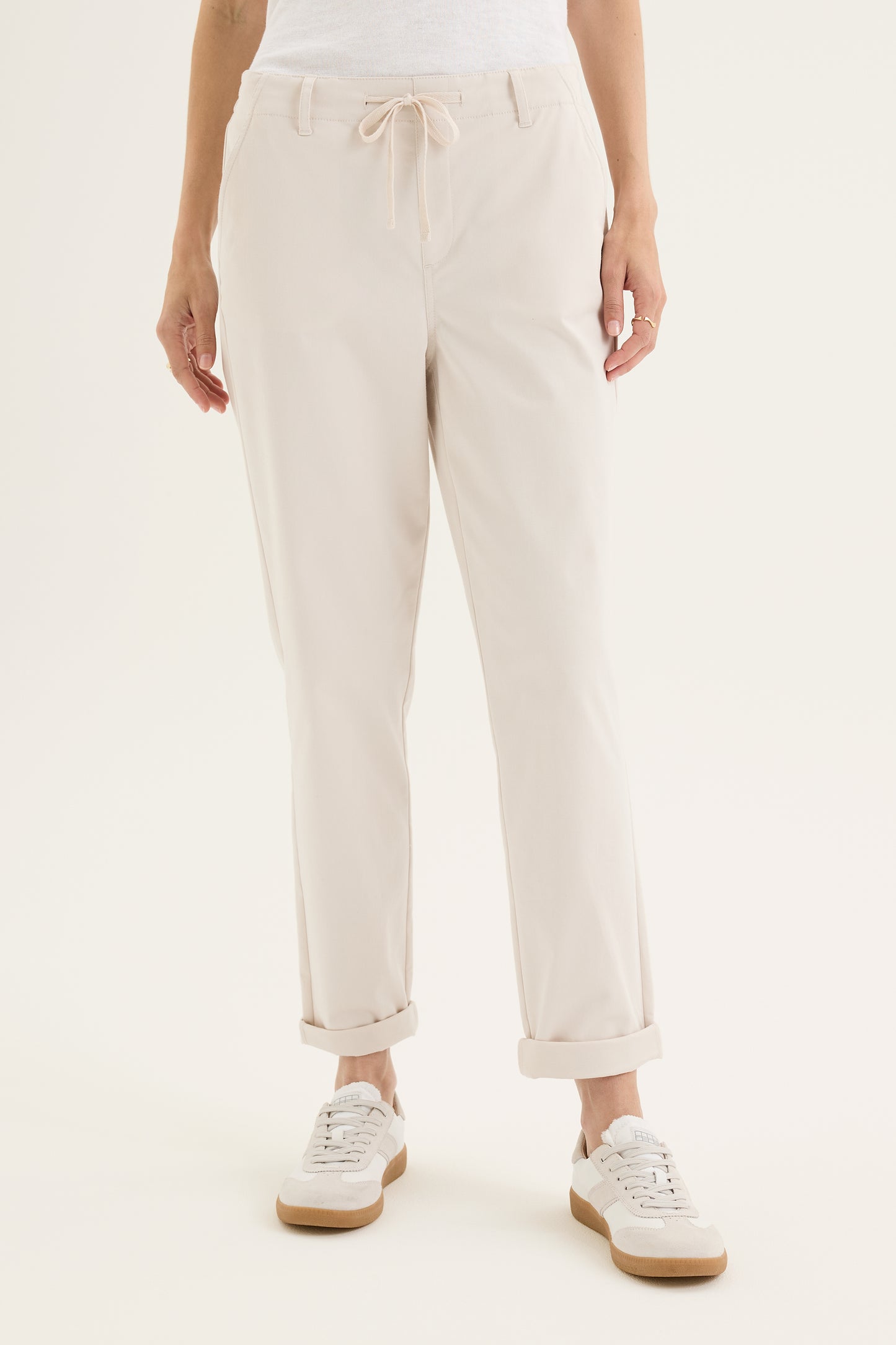 Mont Pant (YTWN8953)