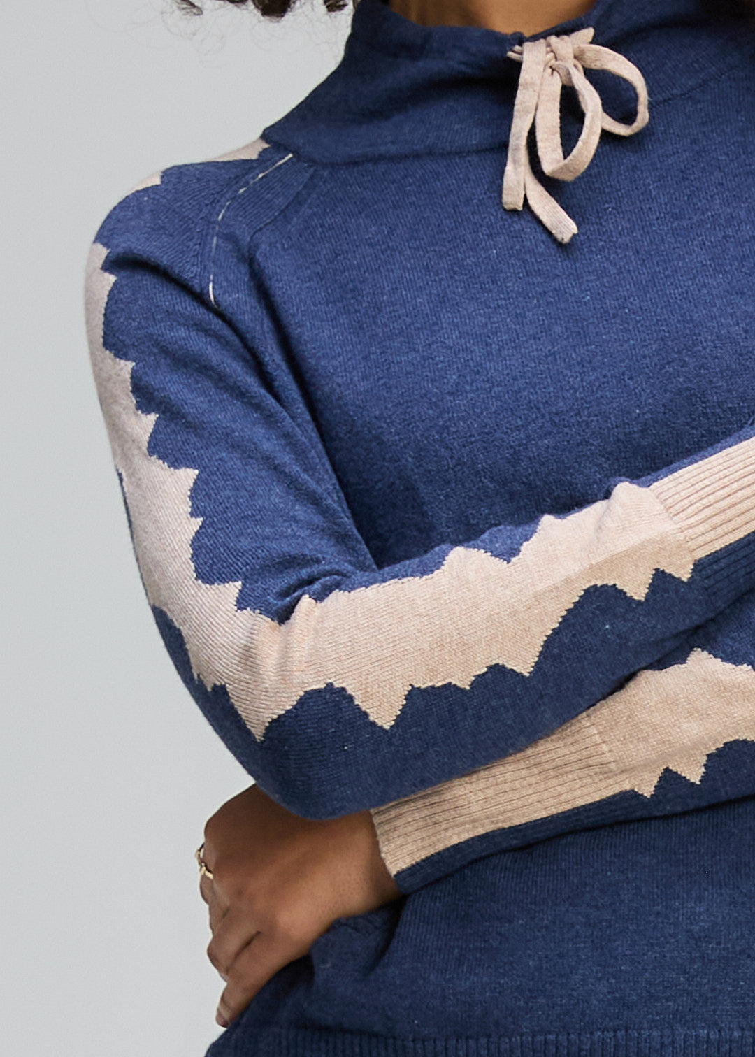 Graphic Neck Cord Jumper (ZP8136)