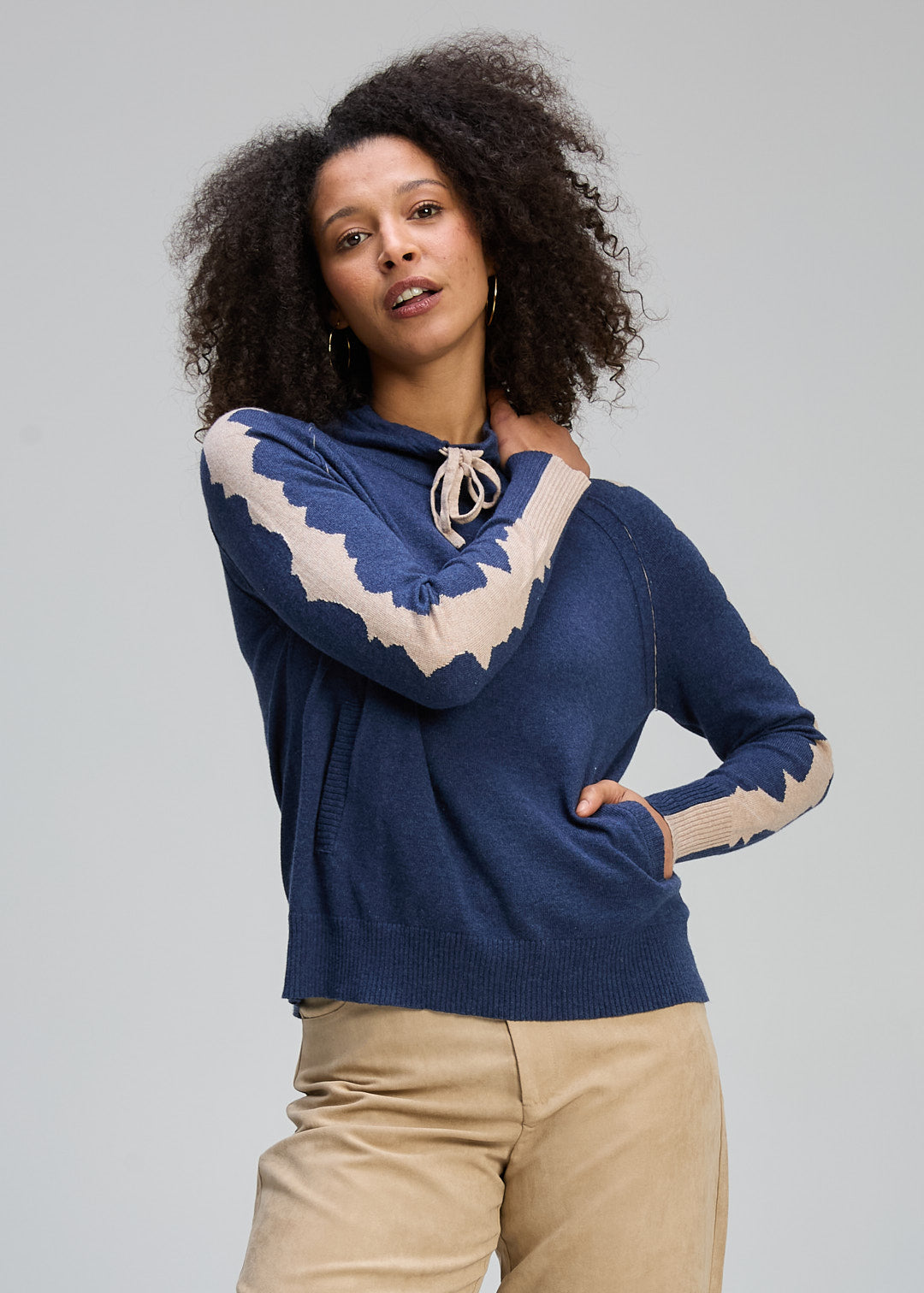 Graphic Neck Cord Jumper (ZP8136)