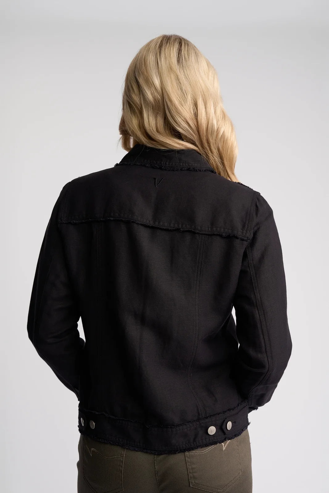 Aura Jacket (2026A)