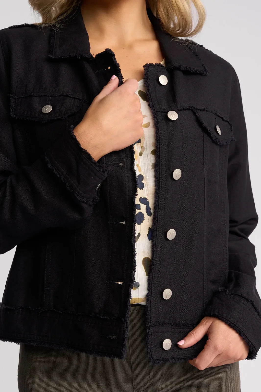 Aura Jacket (2026A)