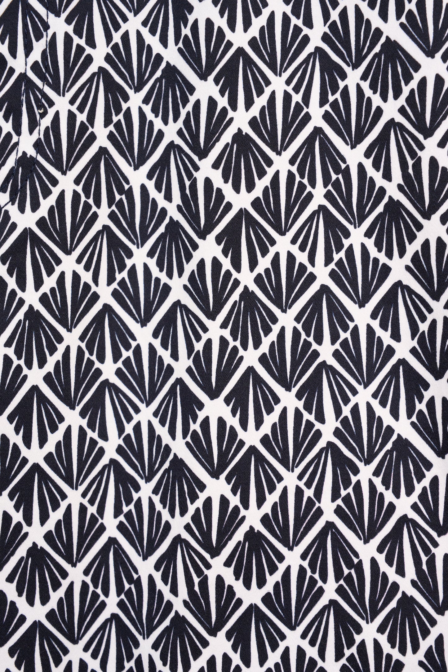 Slim 7/8 Length Printed Pull-On Pant (274LW)