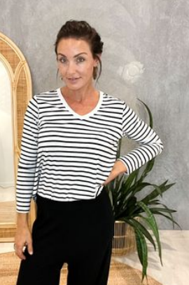 Sia V Neck Top (19NB062)